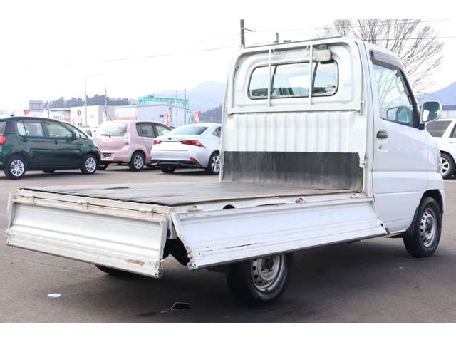 2004 Nissan Clipper Truck – thumbnail 4