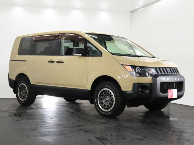 2007 Mitsubishi Delica D:5 – thumbnail 4