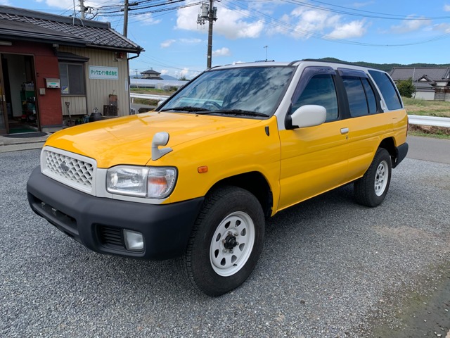 2001 Nissan Terrano