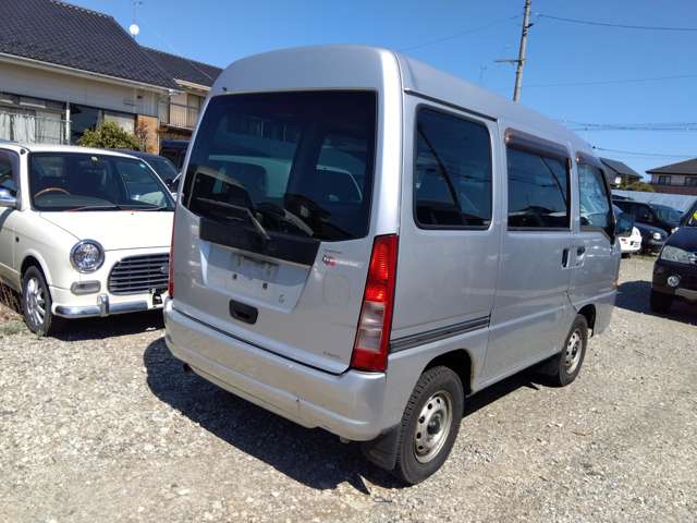 2010 Subaru Sambar – thumbnail 3