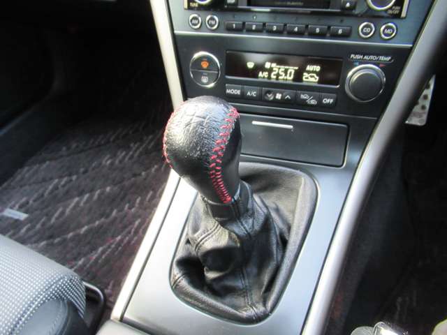2004 Subaru Legacy B4 – thumbnail 4