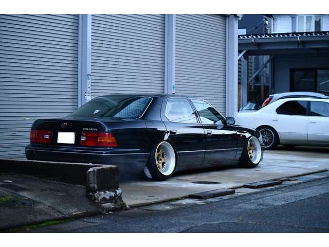 1999 Toyota Celsior – thumbnail 3