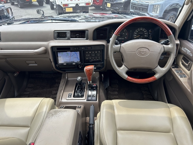 1996 Toyota Land Cruiser 80 – thumbnail 2