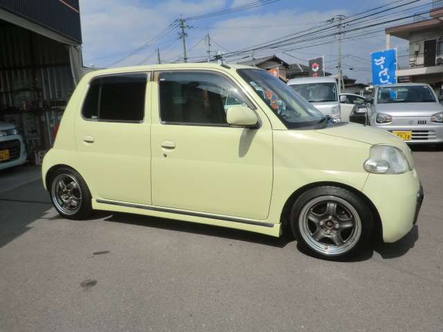 2009 Daihatsu Esse – thumbnail 4
