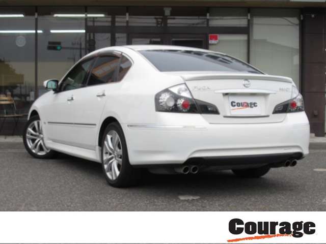 2008 Nissan Fuga – thumbnail 4