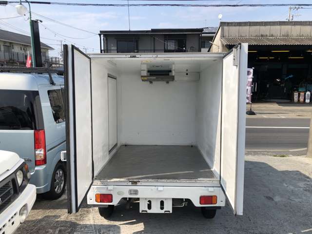 2009 Suzuki Carry – thumbnail 2