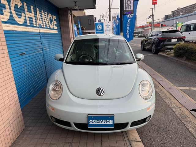 2006 Volkswagen New Beetle – thumbnail 2