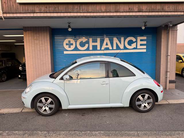 2006 Volkswagen New Beetle – thumbnail 3