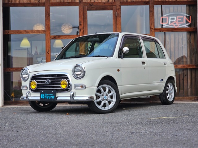 2001 Daihatsu Mira Gino