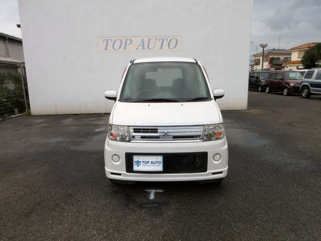 2010 Mitsubishi Toppo – thumbnail 3
