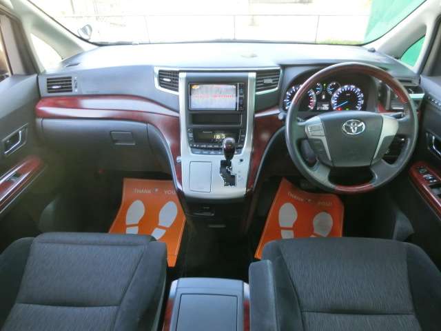 2008 Toyota Alphard – thumbnail 4