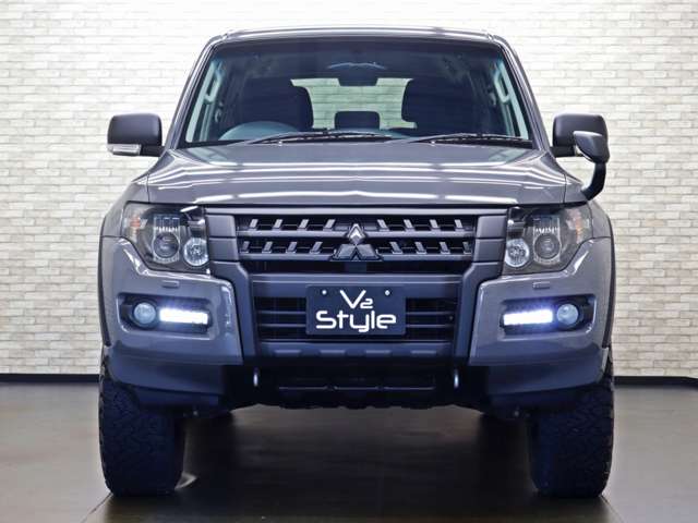 2007 Mitsubishi Pajero – thumbnail 4