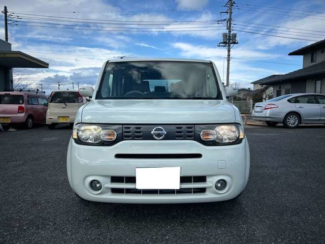 2009 Nissan Cube – thumbnail 2