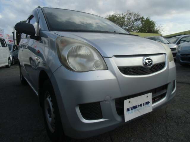 2010 Daihatsu Mira – thumbnail 4