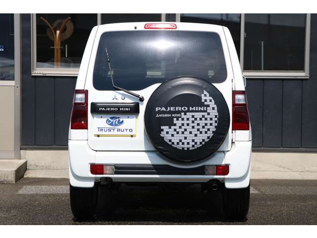 2008 Mitsubishi Pajero Mini – thumbnail 3