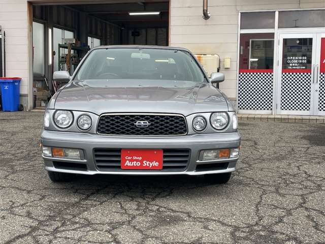 1998 Nissan Gloria – thumbnail 3