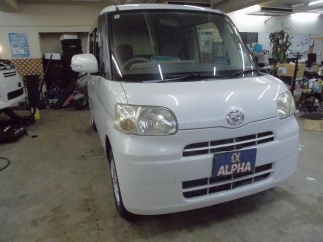 2010 Daihatsu Tanto – thumbnail 3