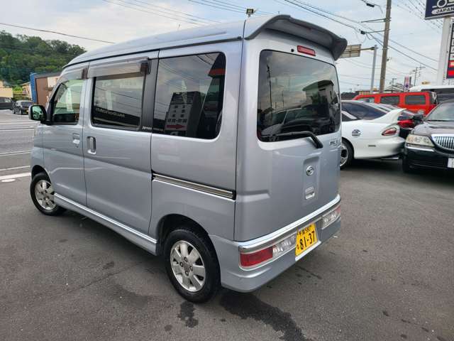 2010 Daihatsu Atrai Wagon – thumbnail 2