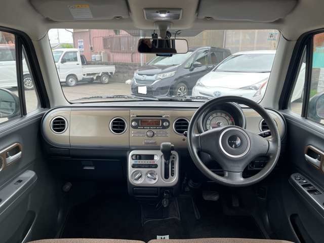 2010 Suzuki Alto Lapin – thumbnail 2