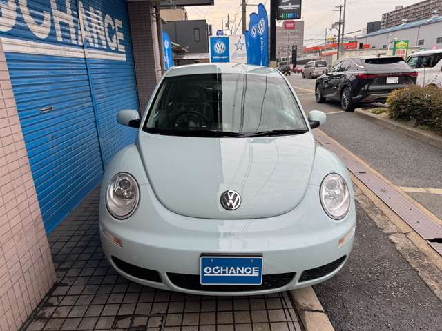 2006 Volkswagen New Beetle – thumbnail 2