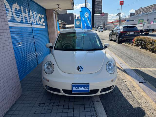 2008 Volkswagen New Beetle – thumbnail 2