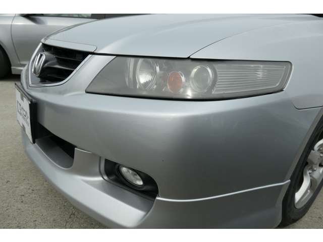 2004 Honda Accord – thumbnail 2