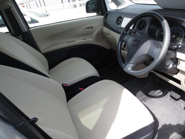 2010 Daihatsu Tanto Exe – thumbnail 4