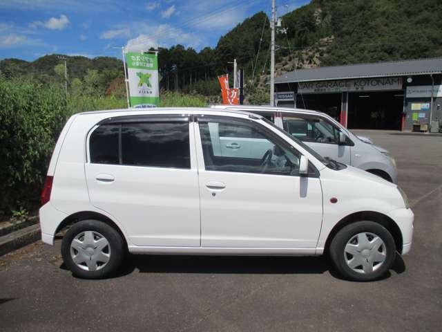 2008 Mitsubishi Minica – thumbnail 4