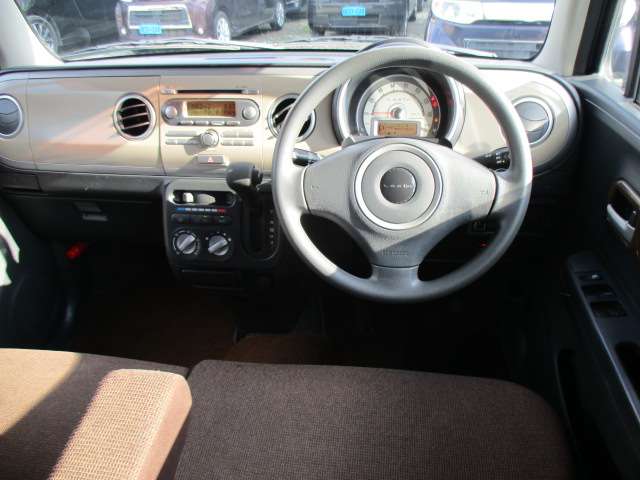 2009 Suzuki Alto Lapin – thumbnail 3