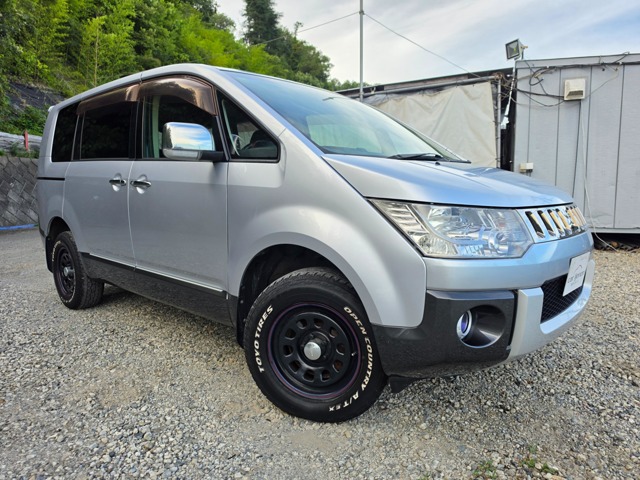 2008 Mitsubishi Delica D:5