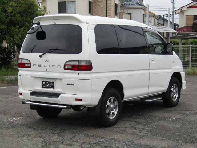2006 Mitsubishi Delica Space Gear – thumbnail 4