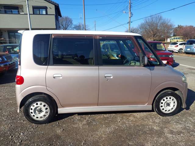 2004 Daihatsu Tanto – thumbnail 3