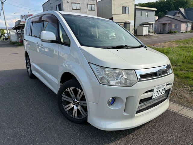 2009 Mitsubishi Delica D:5