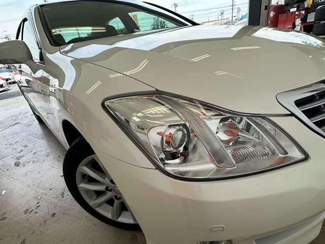 2008 Toyota Crown Royal – thumbnail 4