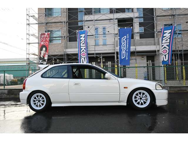1997 Honda Civic Type R – thumbnail 4