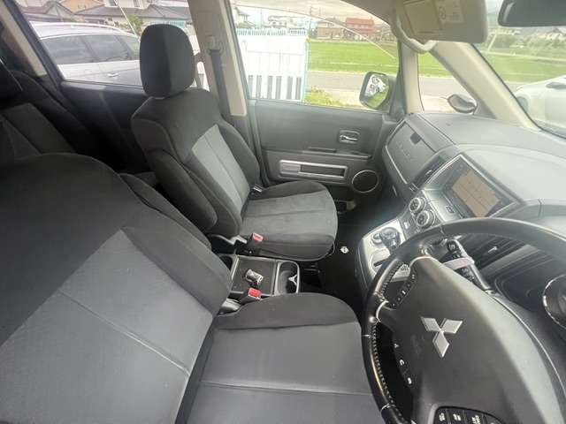 2007 Mitsubishi Delica D:5 – thumbnail 3