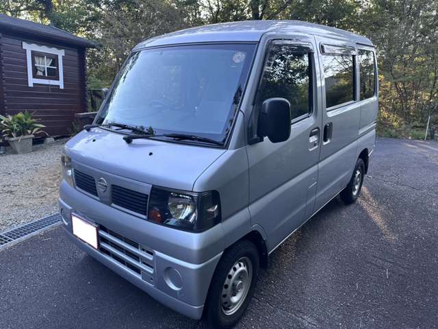 2010 Nissan Clipper – thumbnail 2