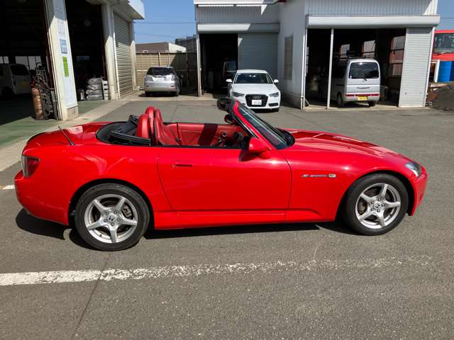 2001 Honda S2000 – thumbnail 4