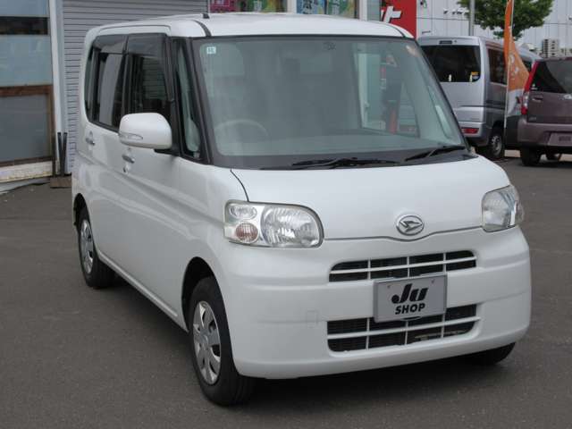2010 Daihatsu Tanto – thumbnail 3