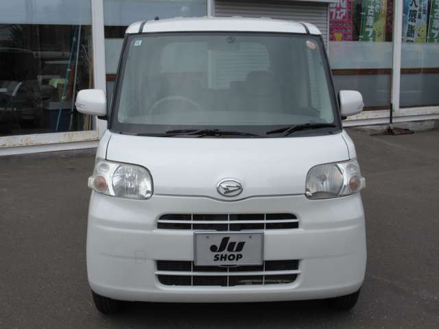 2010 Daihatsu Tanto – thumbnail 4