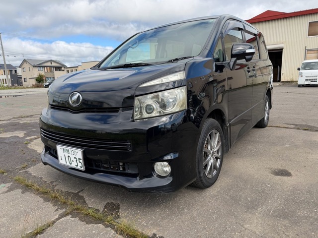 2007 Toyota Voxy