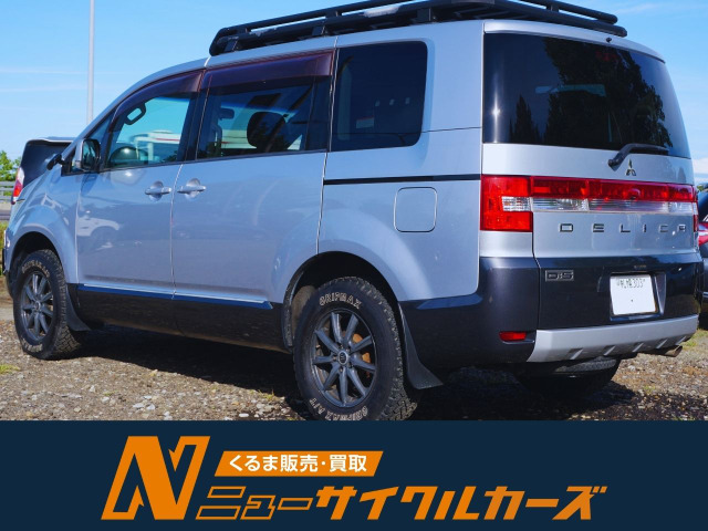 2008 Mitsubishi Delica D:5 – thumbnail 3