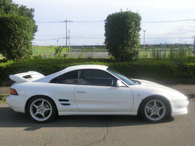 1998 Toyota MR2 – thumbnail 4