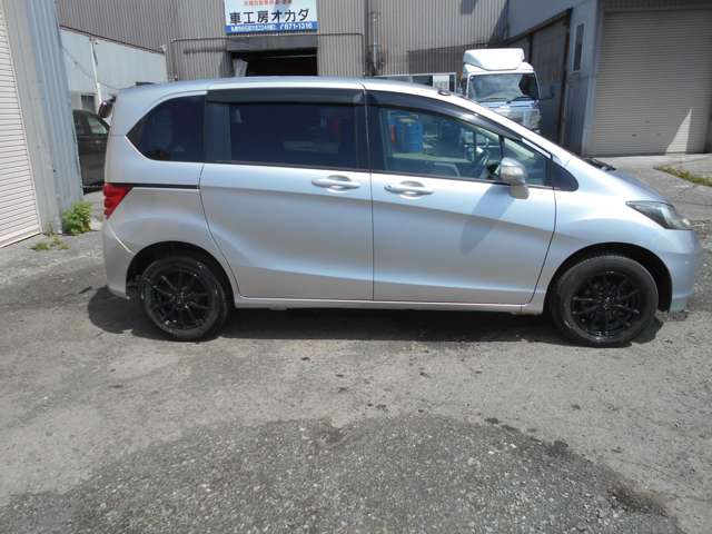 2008 Honda Freed – thumbnail 4