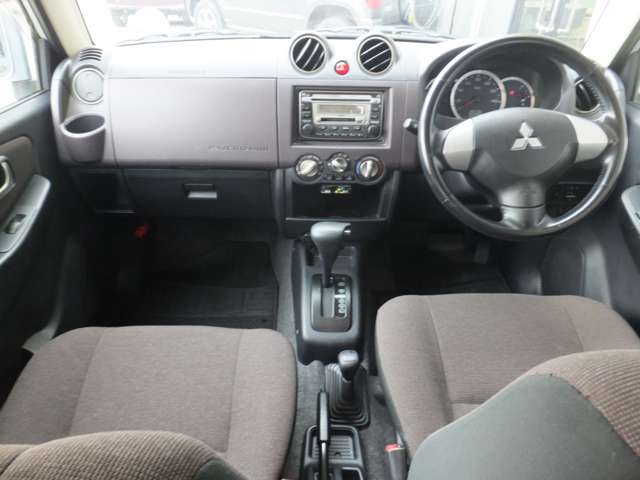 2009 Mitsubishi Pajero Mini – thumbnail 2