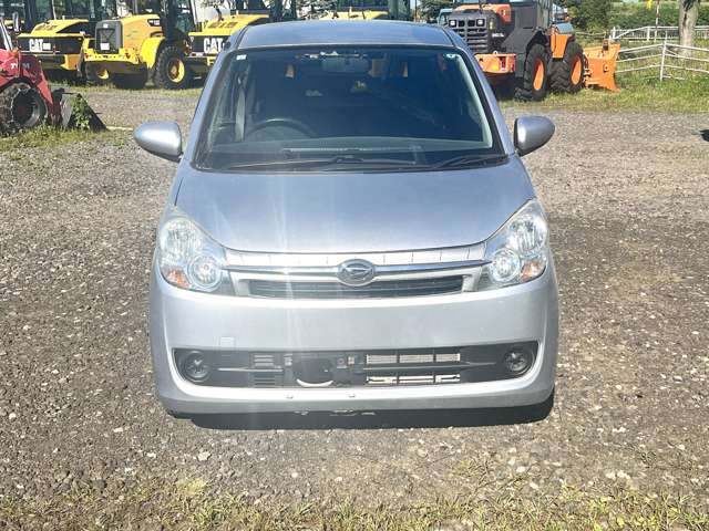 2010 Daihatsu Mira – thumbnail 3