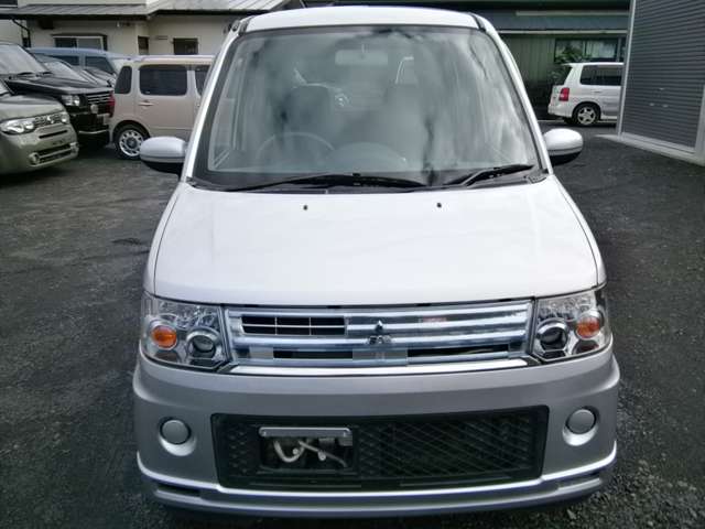 2010 Mitsubishi Toppo – thumbnail 3