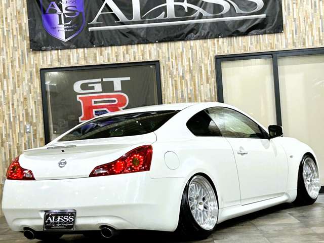2007 Nissan Skyline Coupe – thumbnail 2