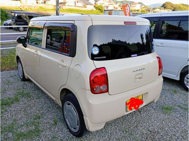 2010 Suzuki Alto Lapin – thumbnail 3