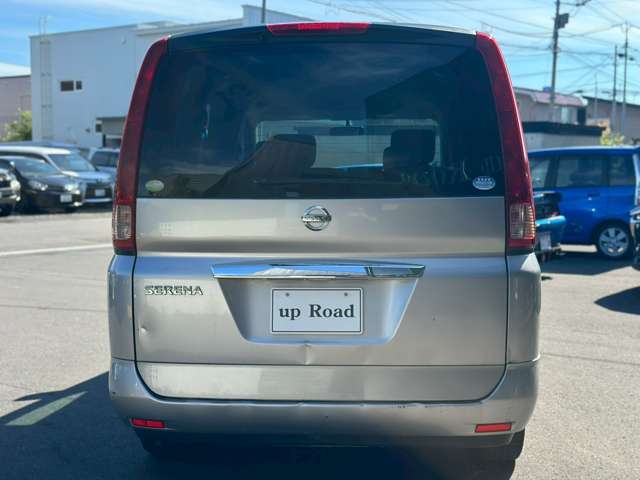 2009 Nissan Serena – thumbnail 3
